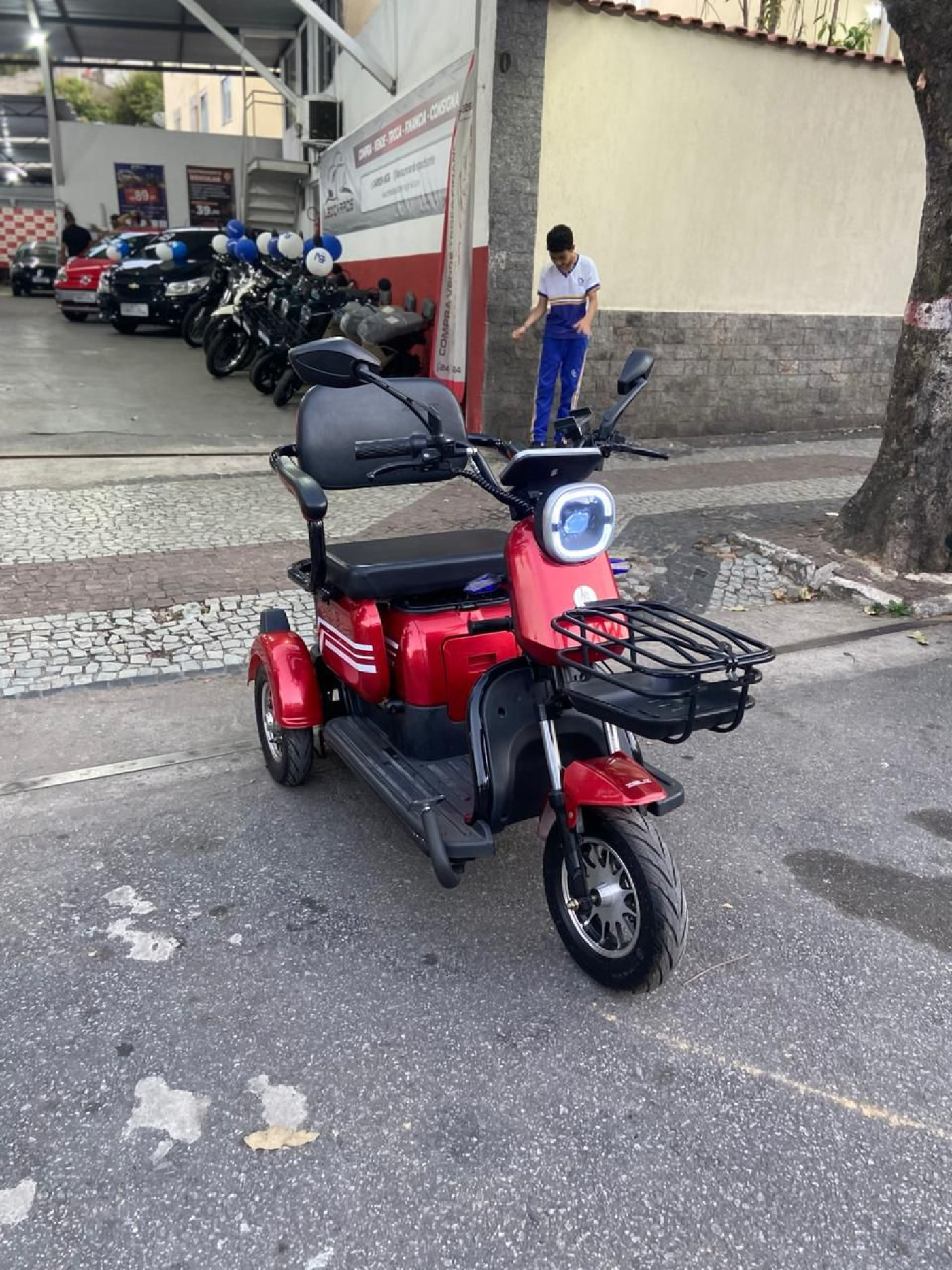 TRICICLO ELÉTRICO ZEUS